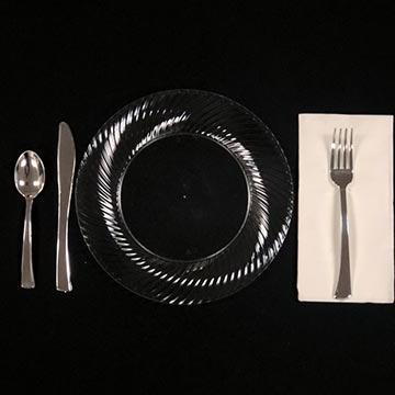 Disposable 清晰的 plate with 银 Plastic Ware